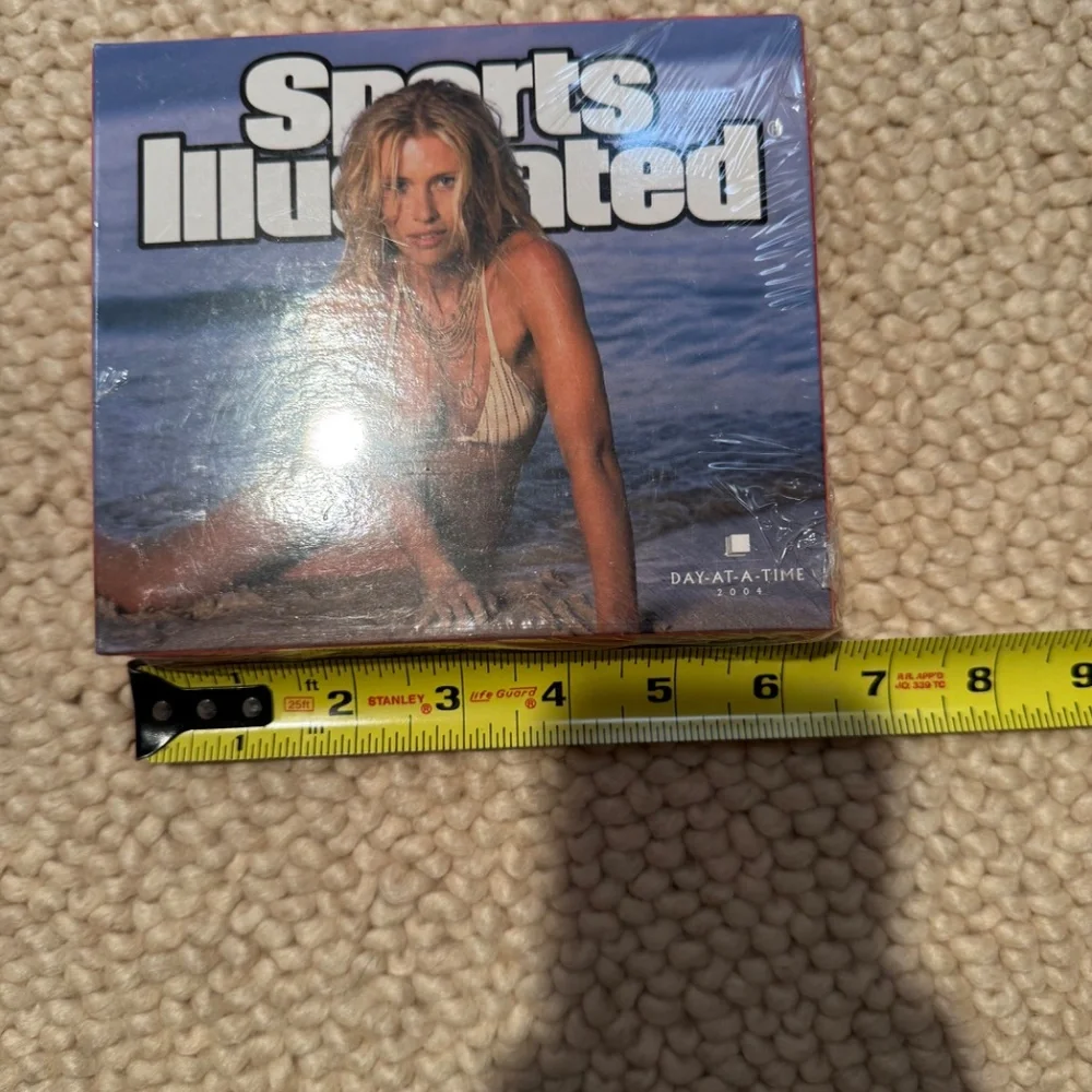 Vintage Sports Illustrated 2004 Swimsuit Calendar New Factory Sealed